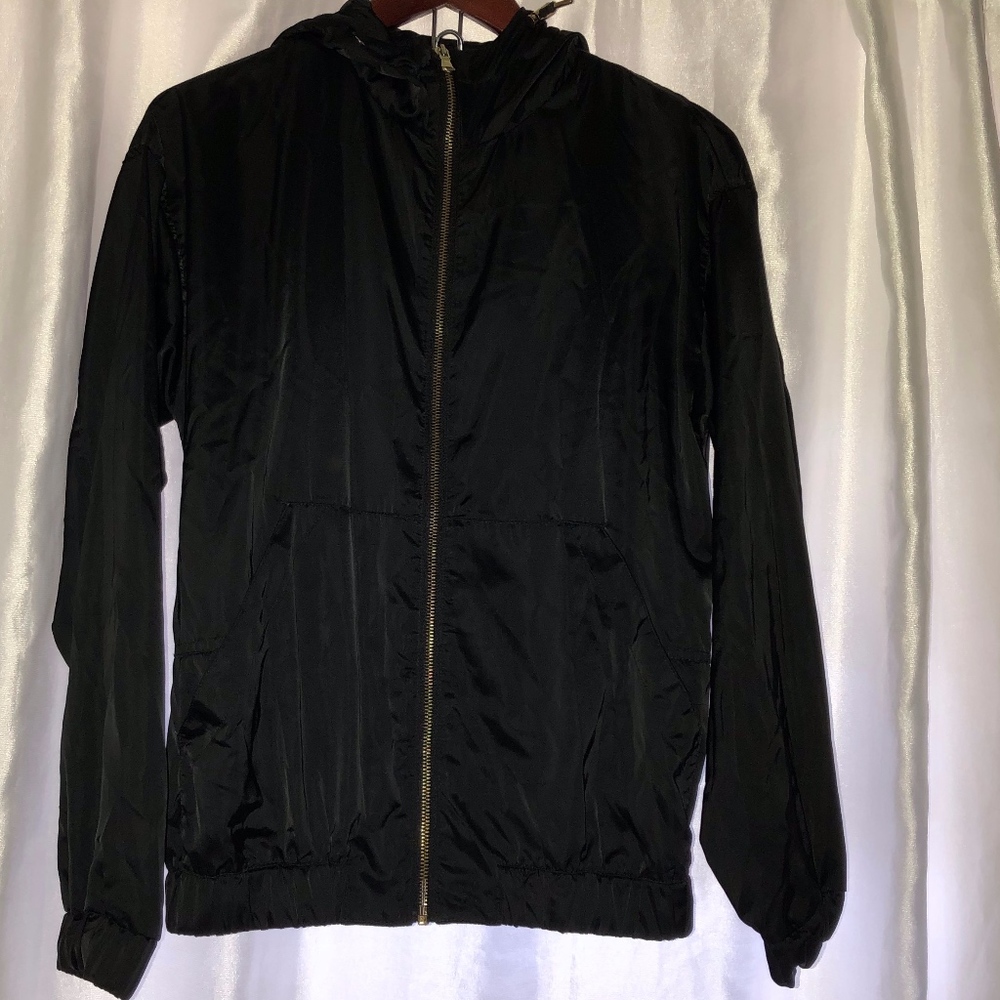 Silk Black Zip-up